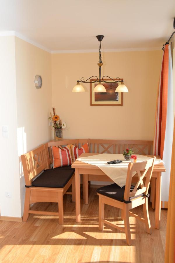 Cafe Wastelbauerhof - Urlaub Auf Dem Bauernhof Séjour à la ferme Bernau am Chiemsee